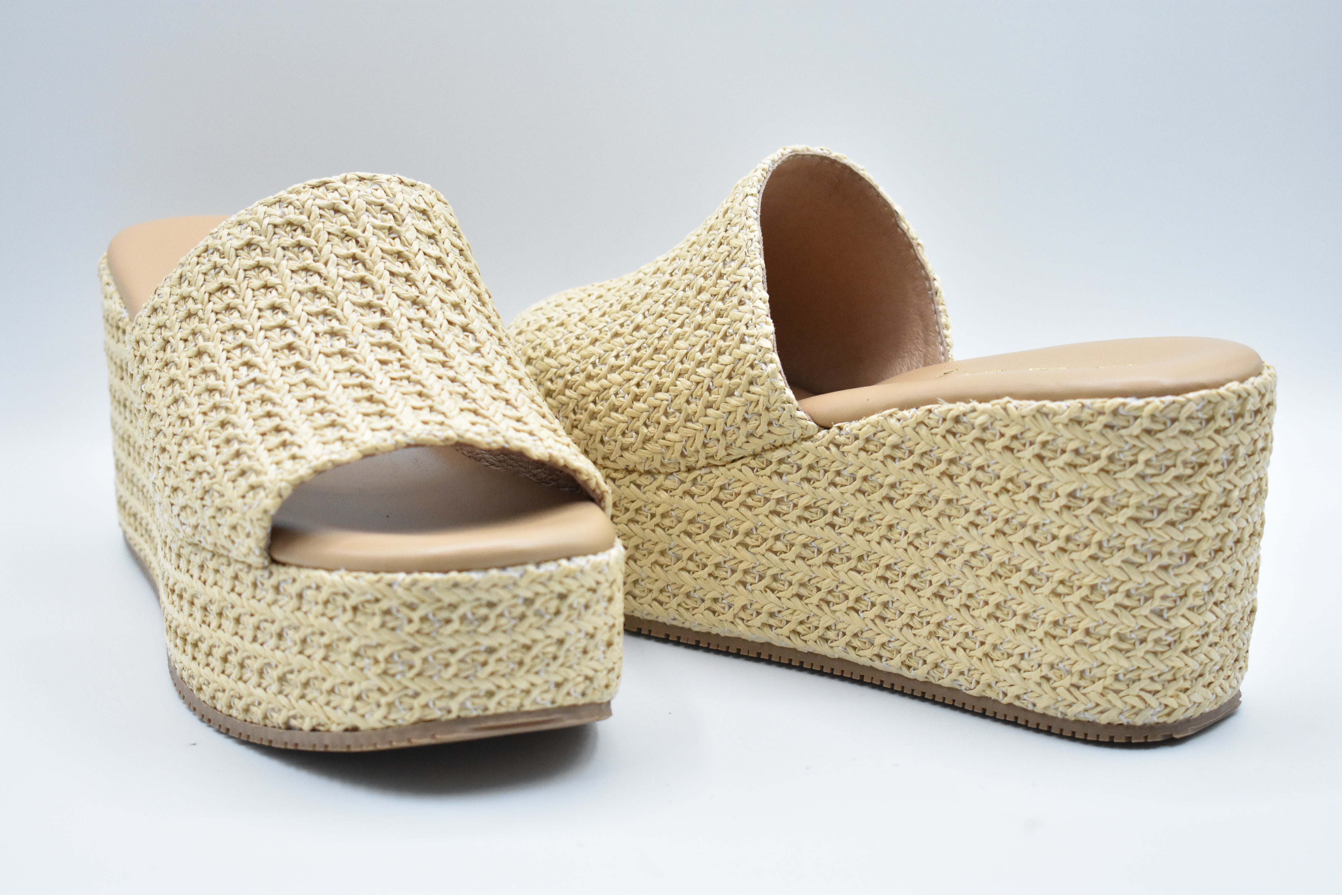 EHM Natural Low-Cut Women's Shoes