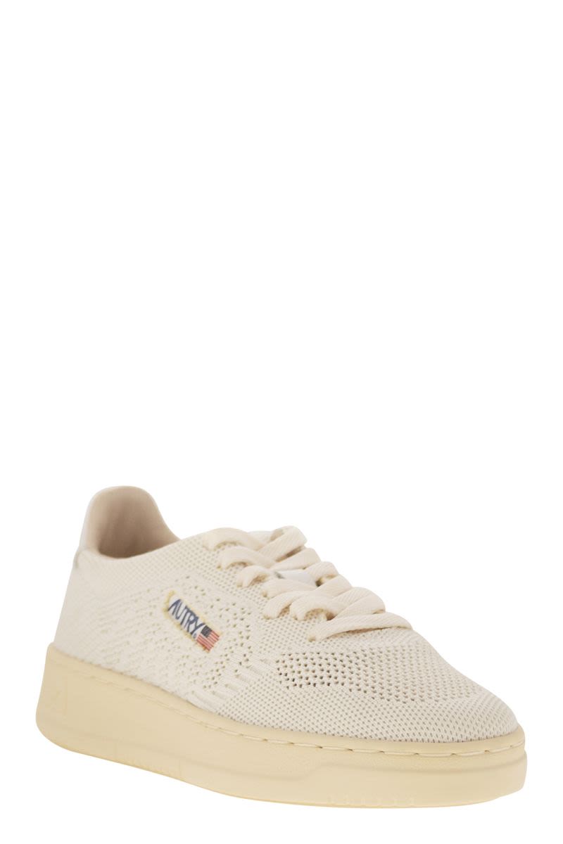 AUTRY Medalist Easeknit Low-Top Sneakers for Women