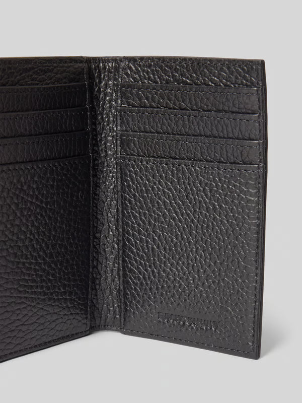 EMPORIO ARMANI Mini Leather Card Holder with Elegant Design