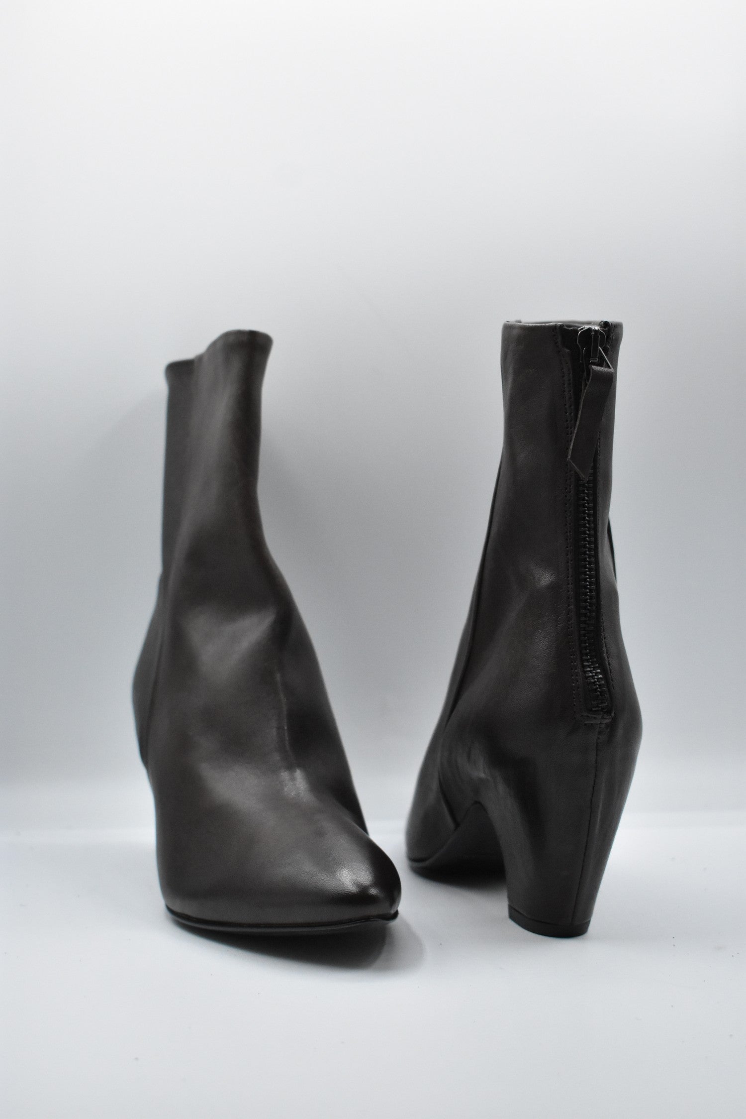 ERNESTO DOLANI Stylish Low-Cut Shoes for Women - Perfect Everyday Footwear