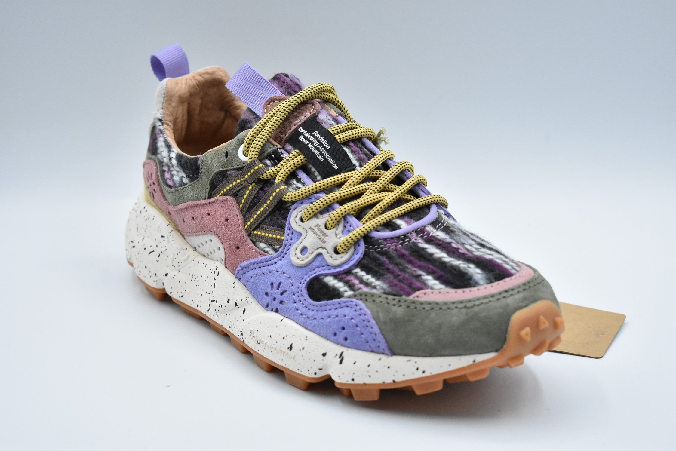 FLOWER MOUNTAIN Elegant Low Lace-Up Shoes for Women