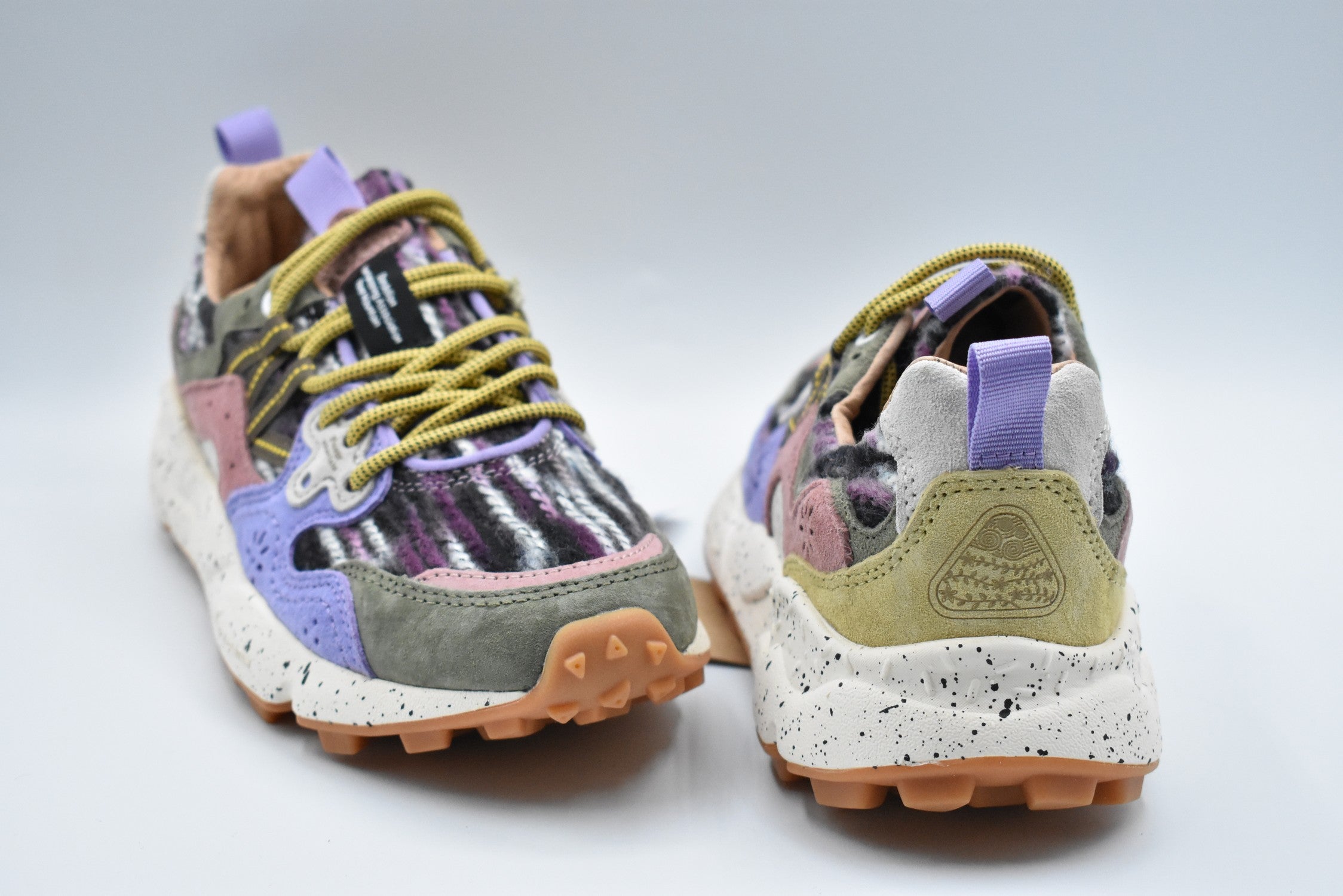 FLOWER MOUNTAIN Elegant Low Lace-Up Shoes for Women