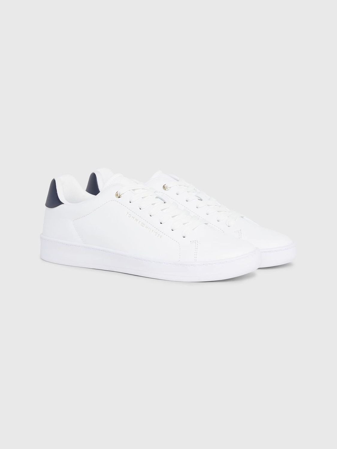 TOMMY HILFIGER Men's Premium Leather Sneaker