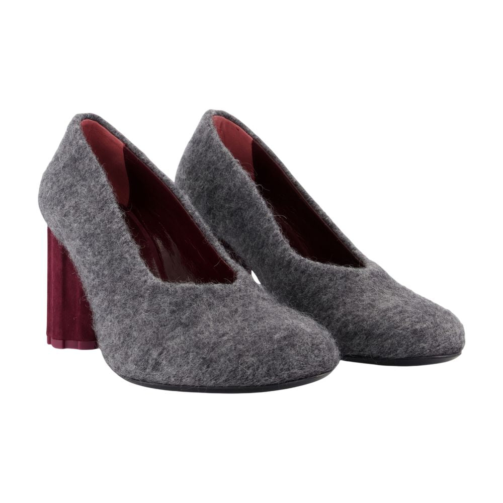 AMI PARIS Chic Women’s Pumps - FW25 Collection
