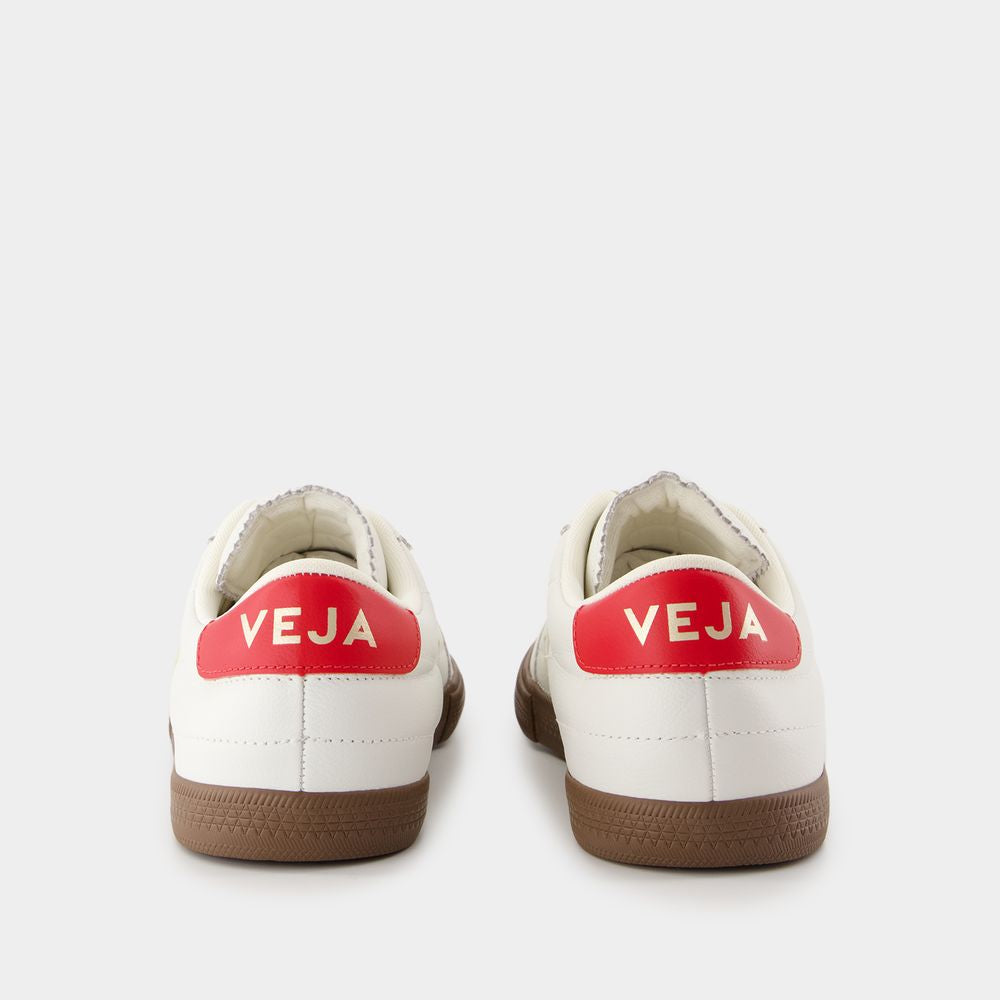 VEJA Modern Unisex Sneaker