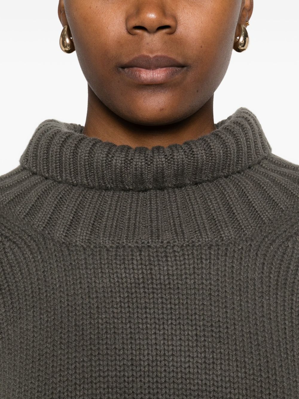 SOFT GOAT Cozy Cashmere Roll Neck Jumper with Ribbed Details
