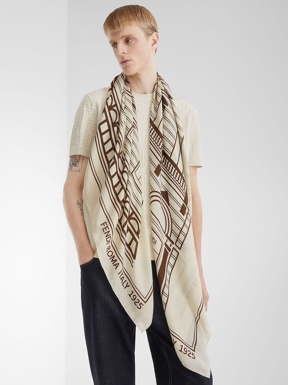 FENDI Stylish Men's Scarf