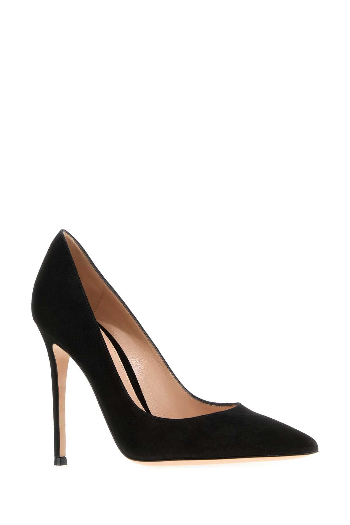GIANVITO ROSSI Classic Suede Pumps