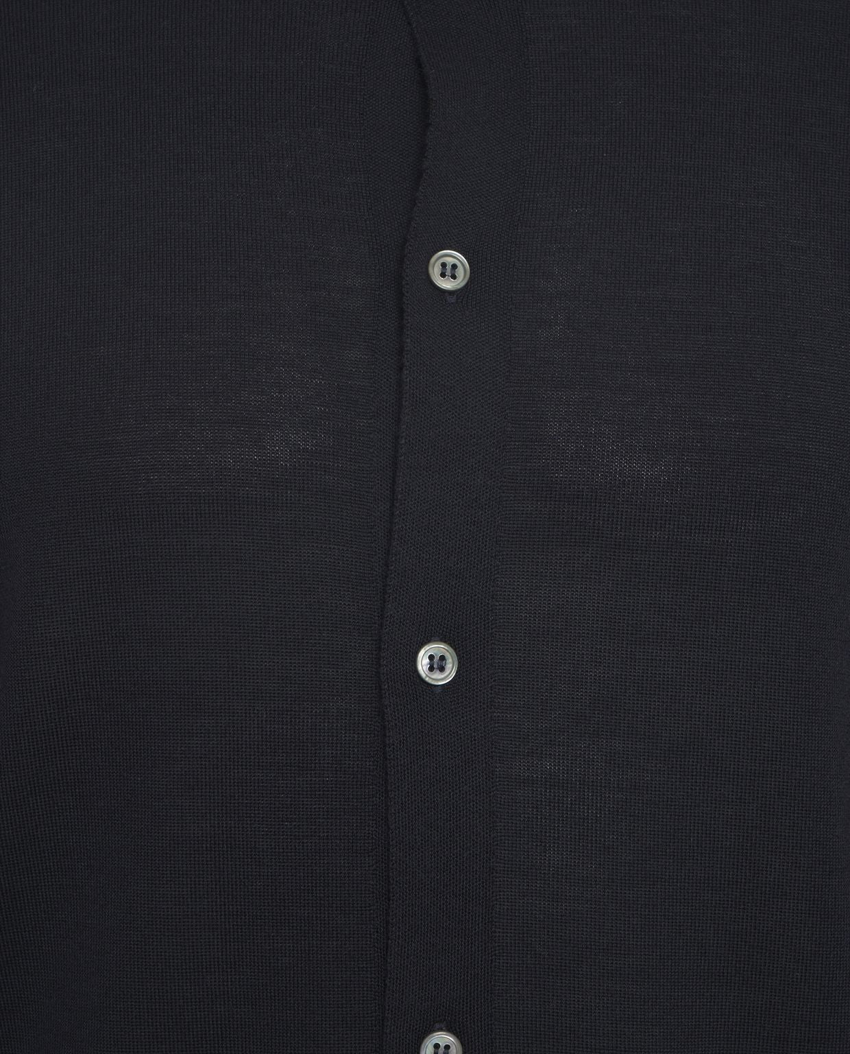 GENDER Classic Knit Shirt with Button Closure for Men