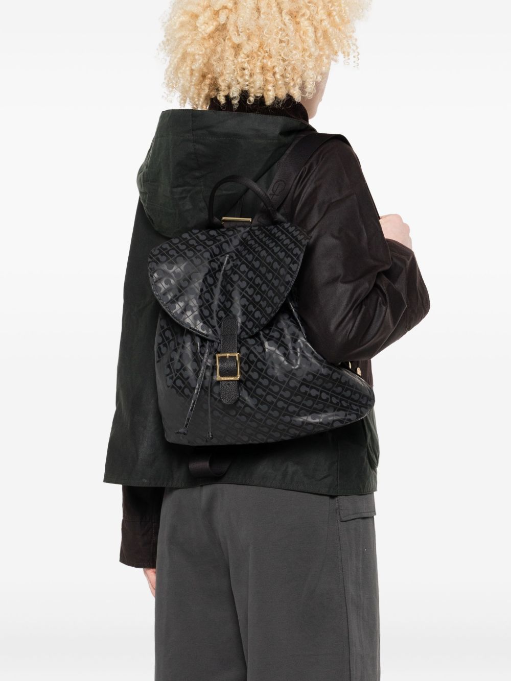 GHERARDINI Chic Bucket Handbag for Women - Spacious and Stylish