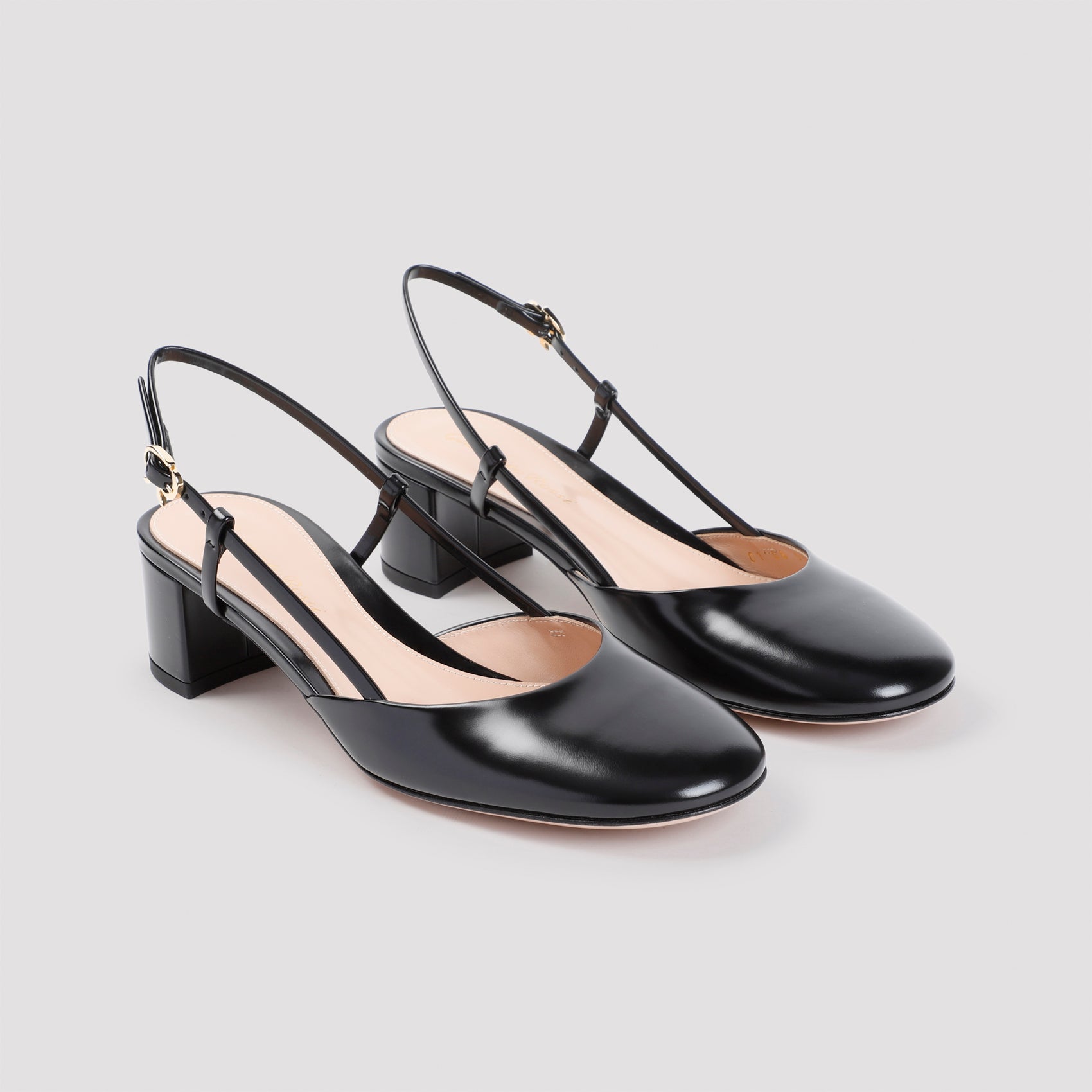 GIANVITO ROSSI Sophisticated Slingback Pumps