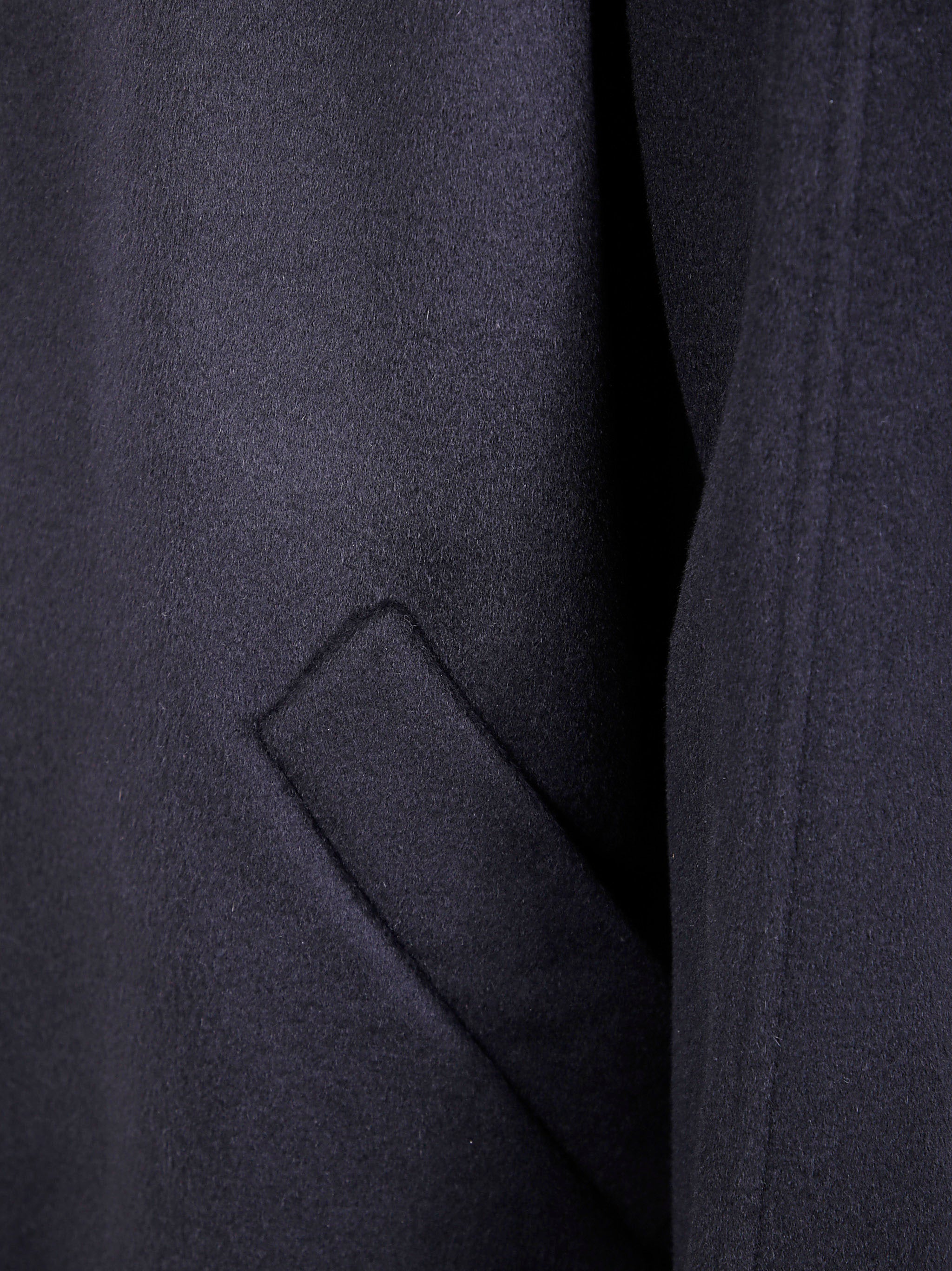 GIORGIO ARMANI Luxurious Cashmere Jacket for Men - FW25 Collection