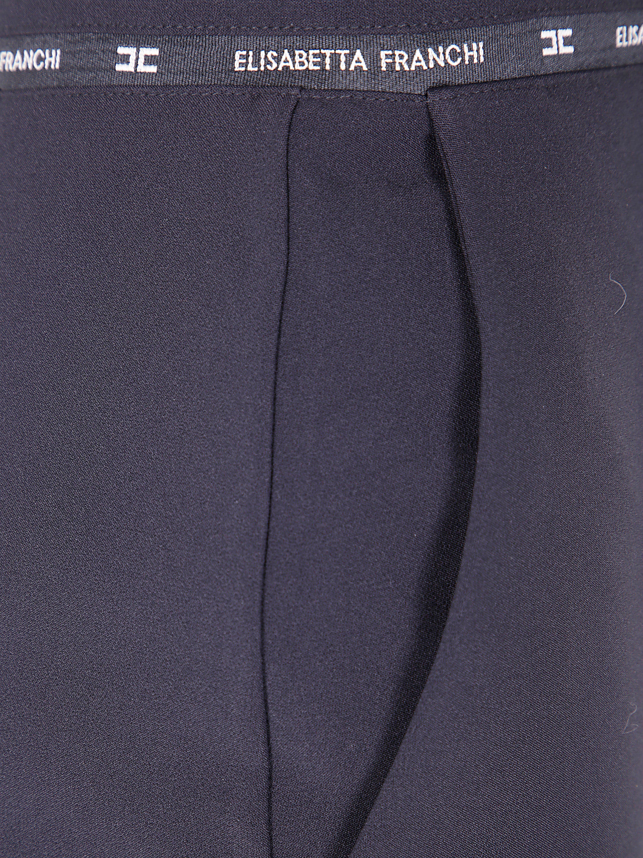 ELISABETTA FRANCHI Chic Pencil Skirt