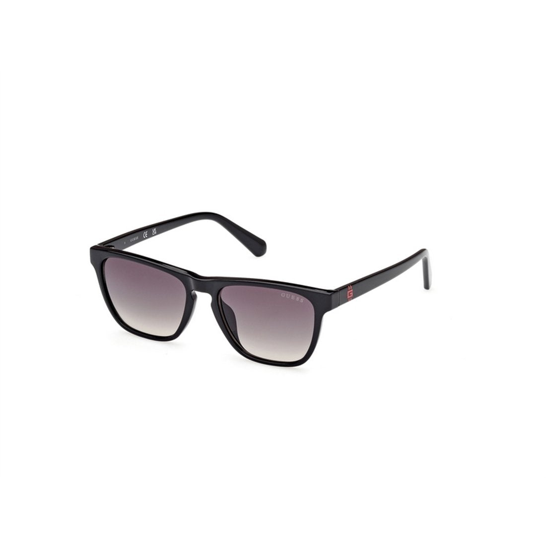 GUESS Stylish Gradient Sunglasses for All Seasons