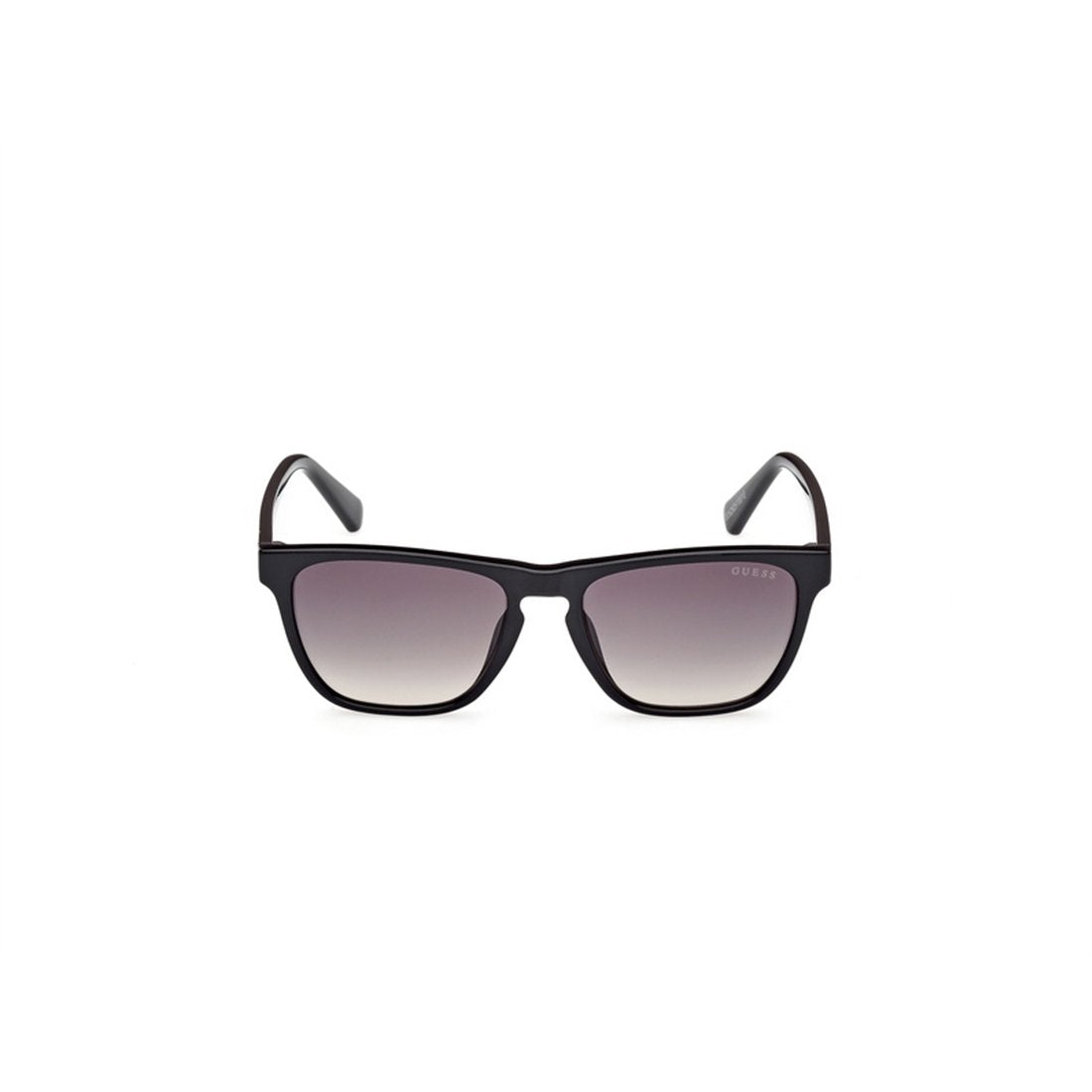 GUESS Stylish Gradient Sunglasses for All Seasons