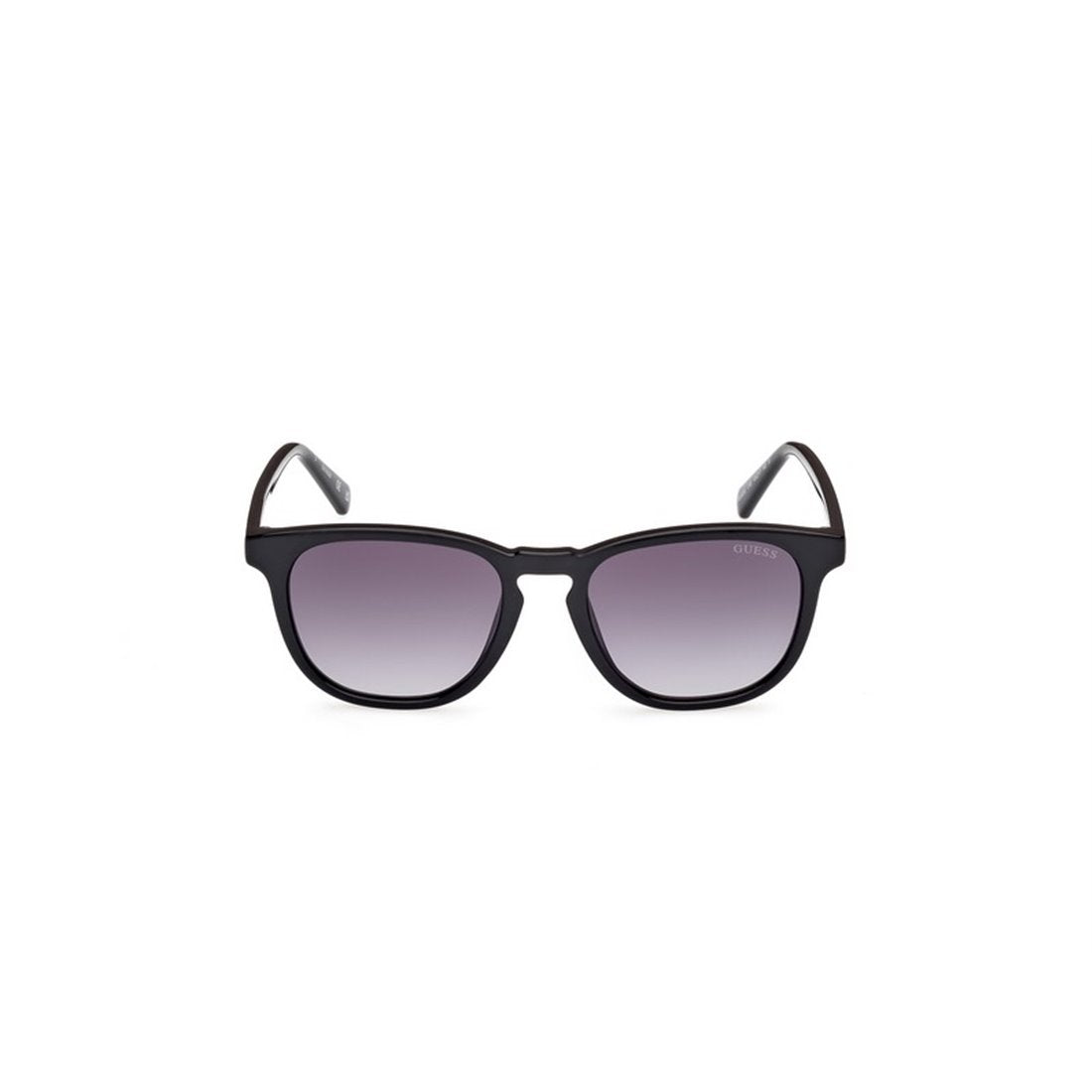 GUESS Stylish Men's Sunglasses with Gradient Lenses