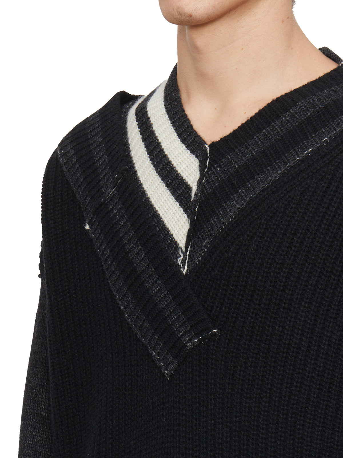 ISABEL BENENATO V-Neck Alpaca Sweater - Size M