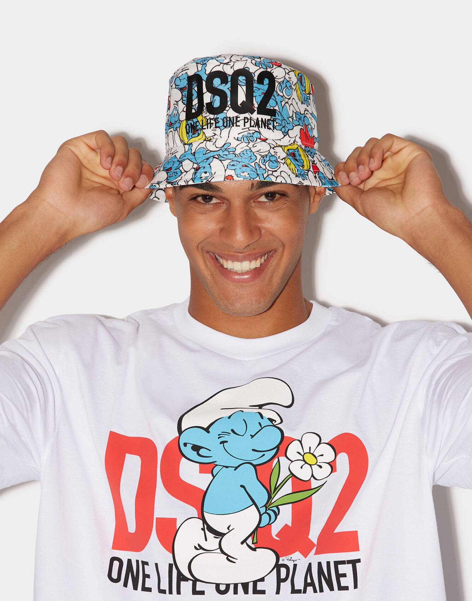 DSQUARED2 Smurfs Logo Bucket Hat - Unisex