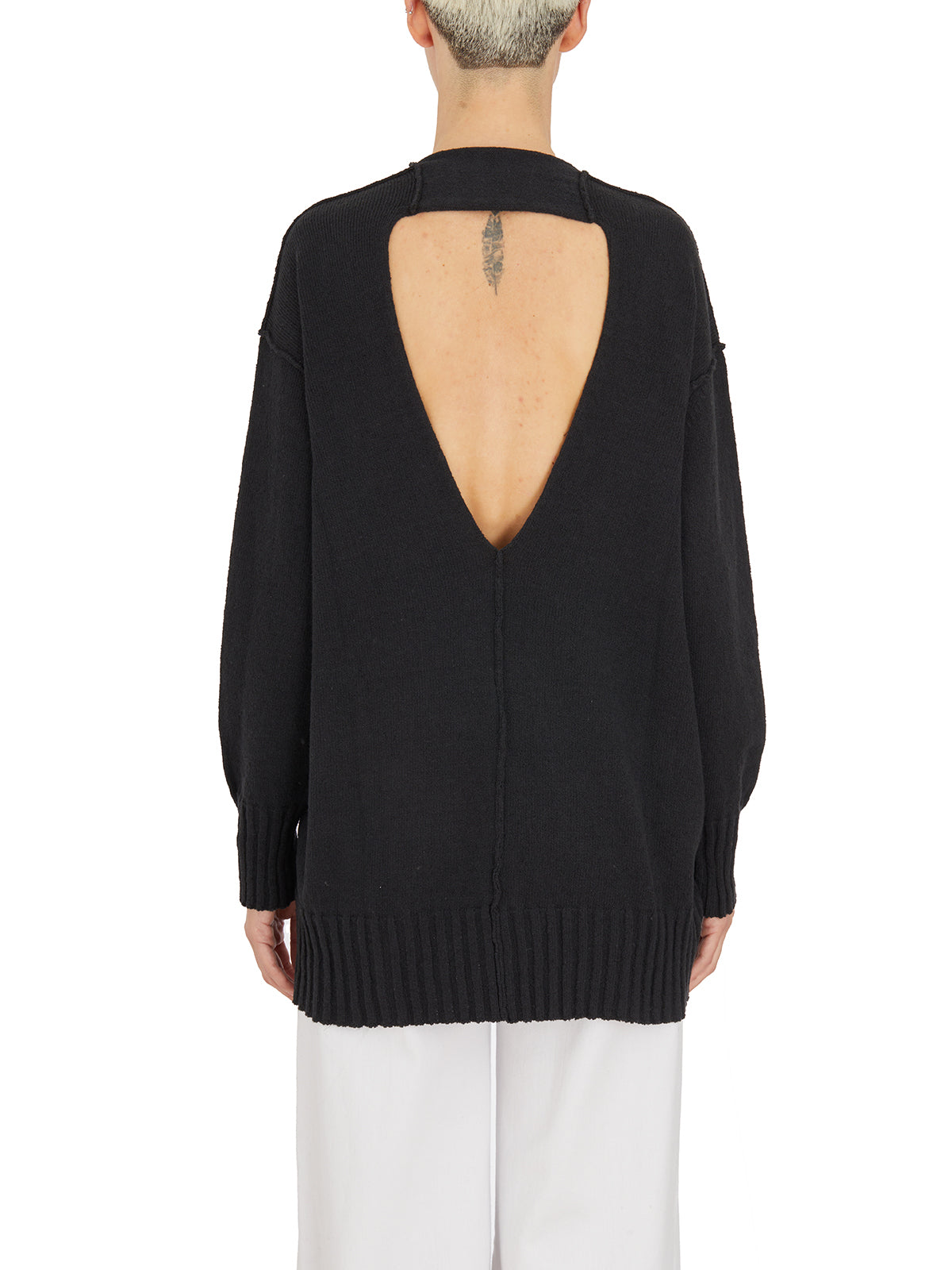 ISABEL BENENATO V Neck Sweater (Size 40)