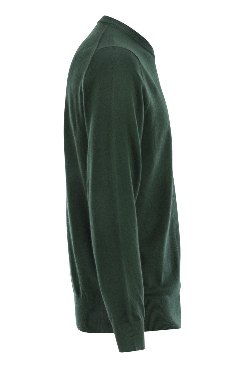 MC2 SAINT BARTH Elegant Crew Neck Jumper with Embroidered Detail for Men