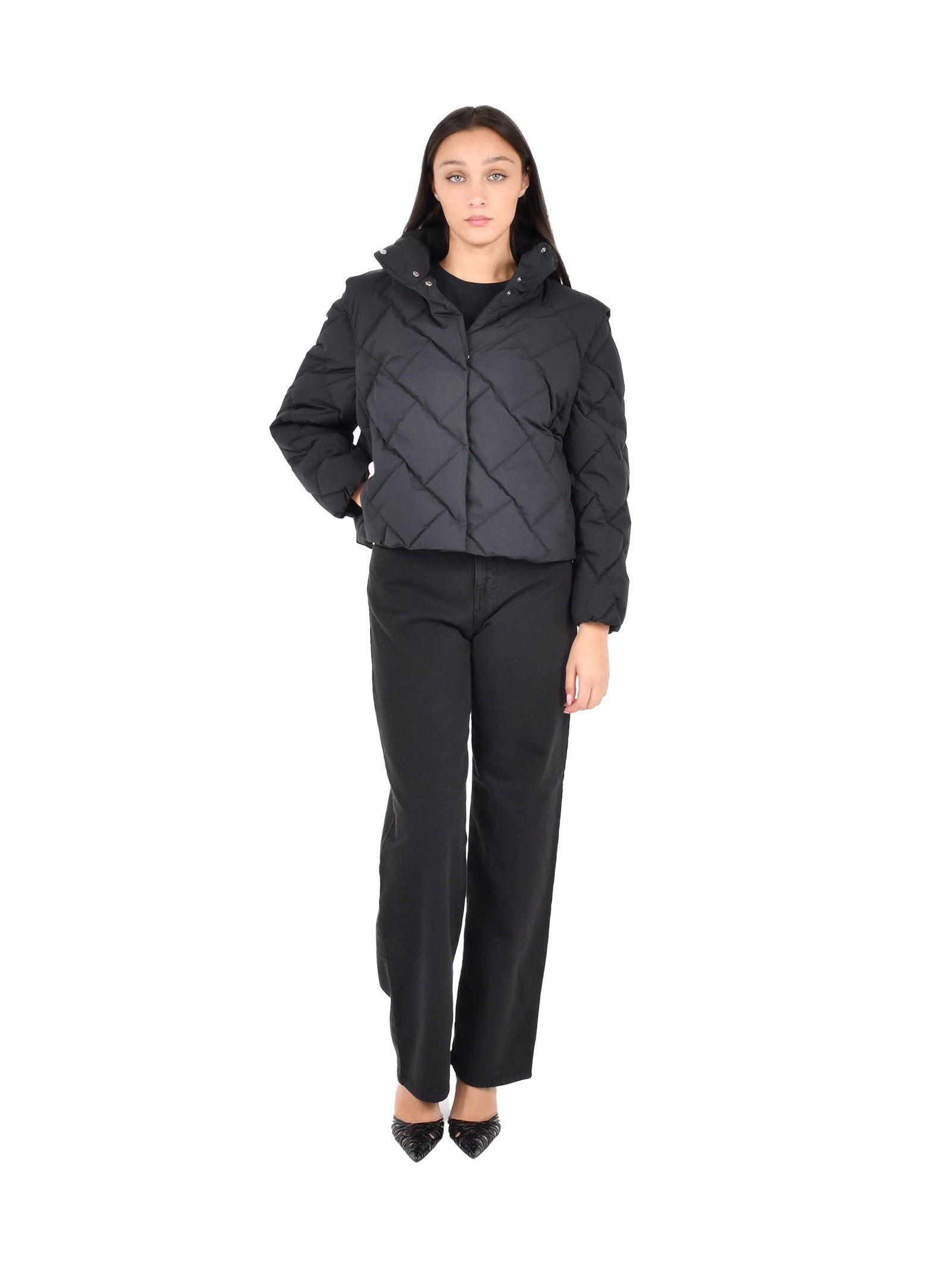 HERNO Elegant Diamond-Quilted Down Jacket for Women