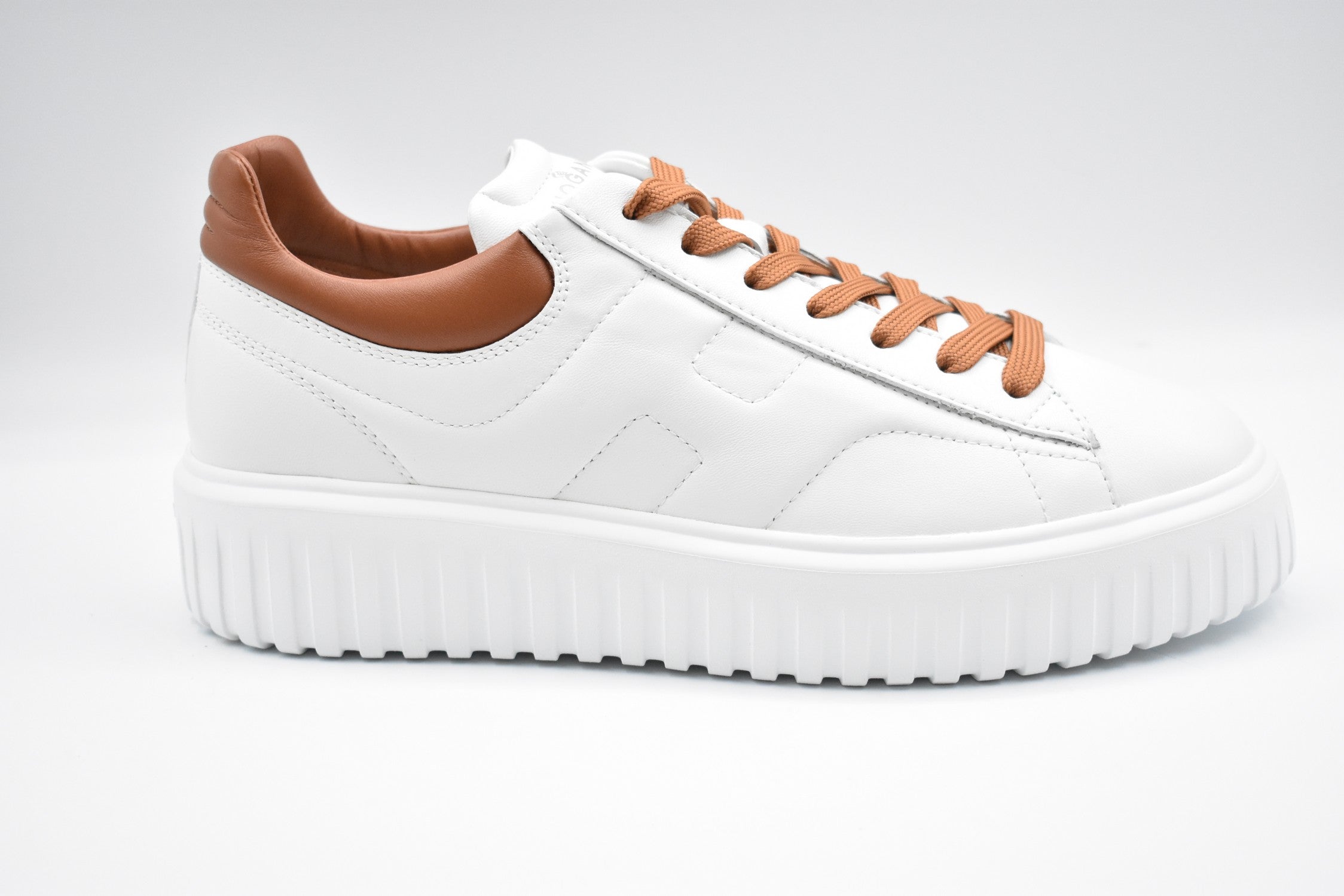 HOGAN Sleek Leather Lace-Up Flat Shoes for Men