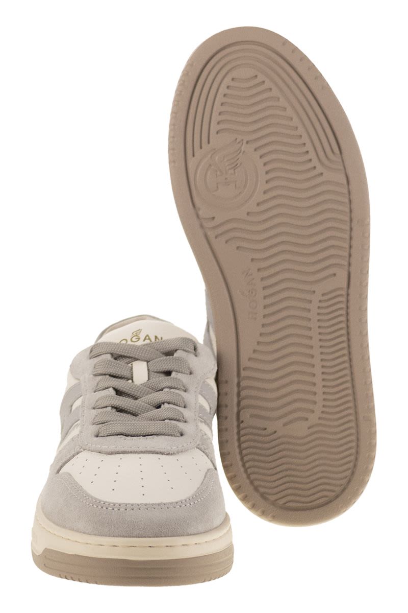 HOGAN Retro Vibe Leather Sneaker - 4 cm Height