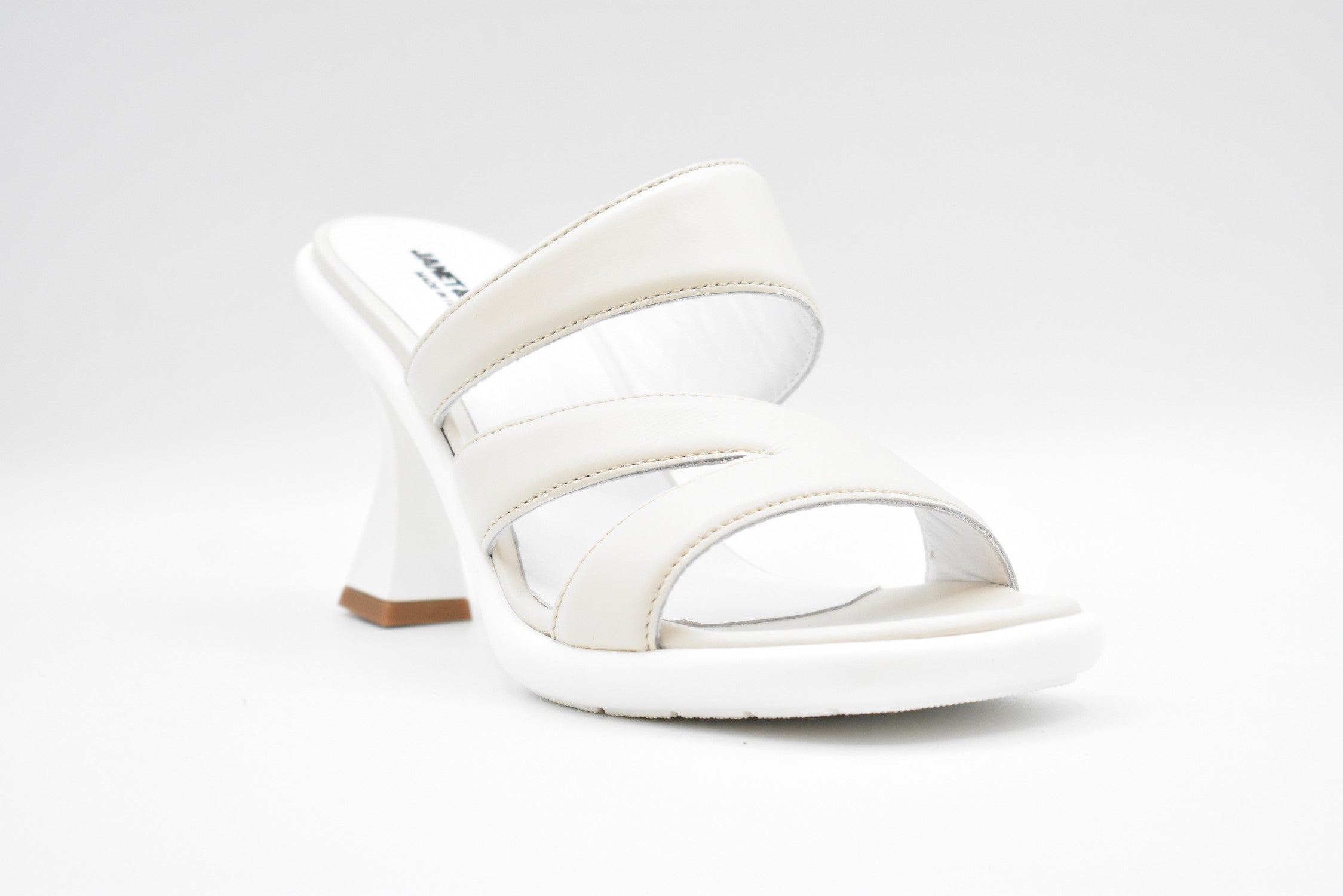 JANET & JANET Elegant Flat Shoes for Women