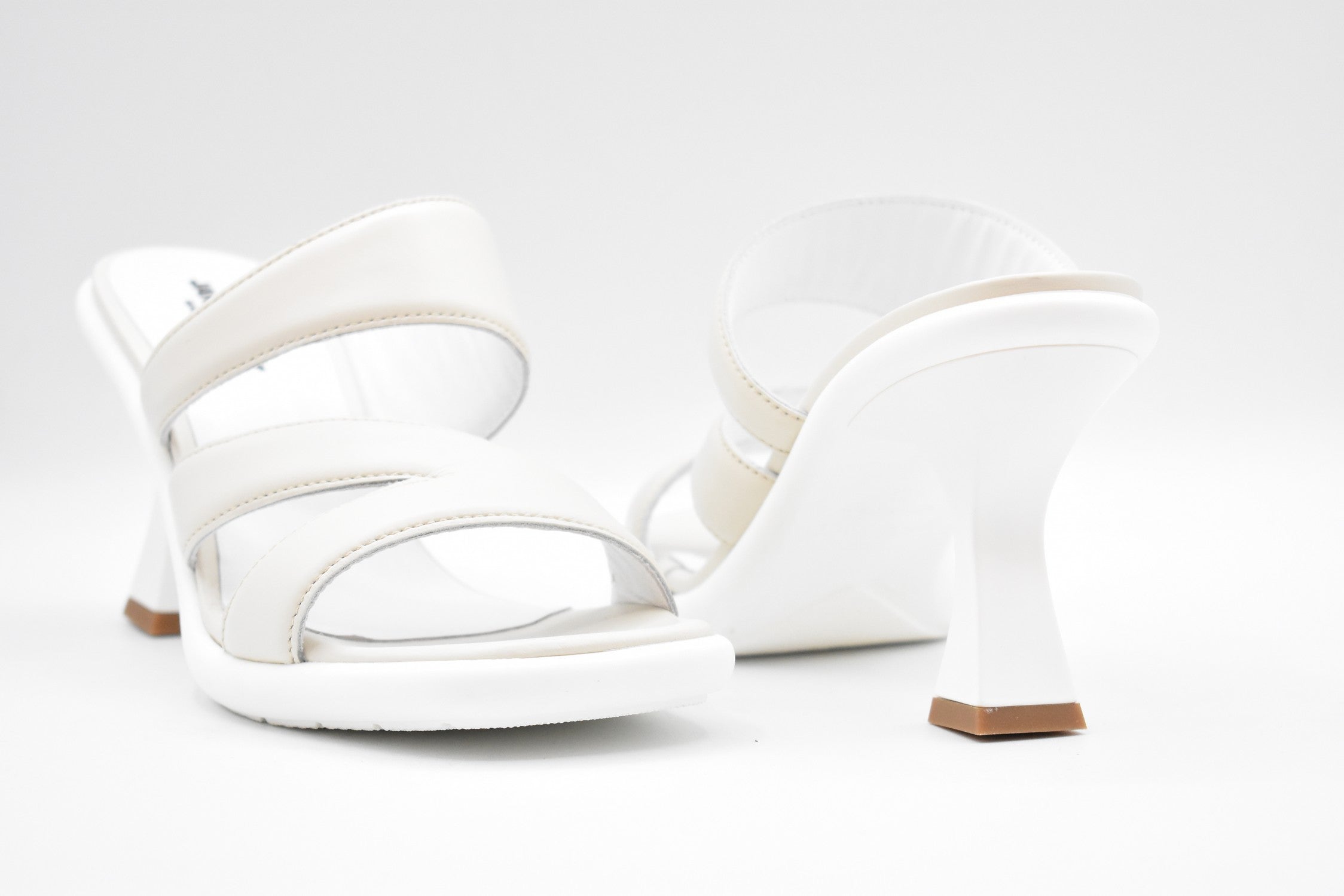 JANET & JANET Elegant Flat Shoes for Women