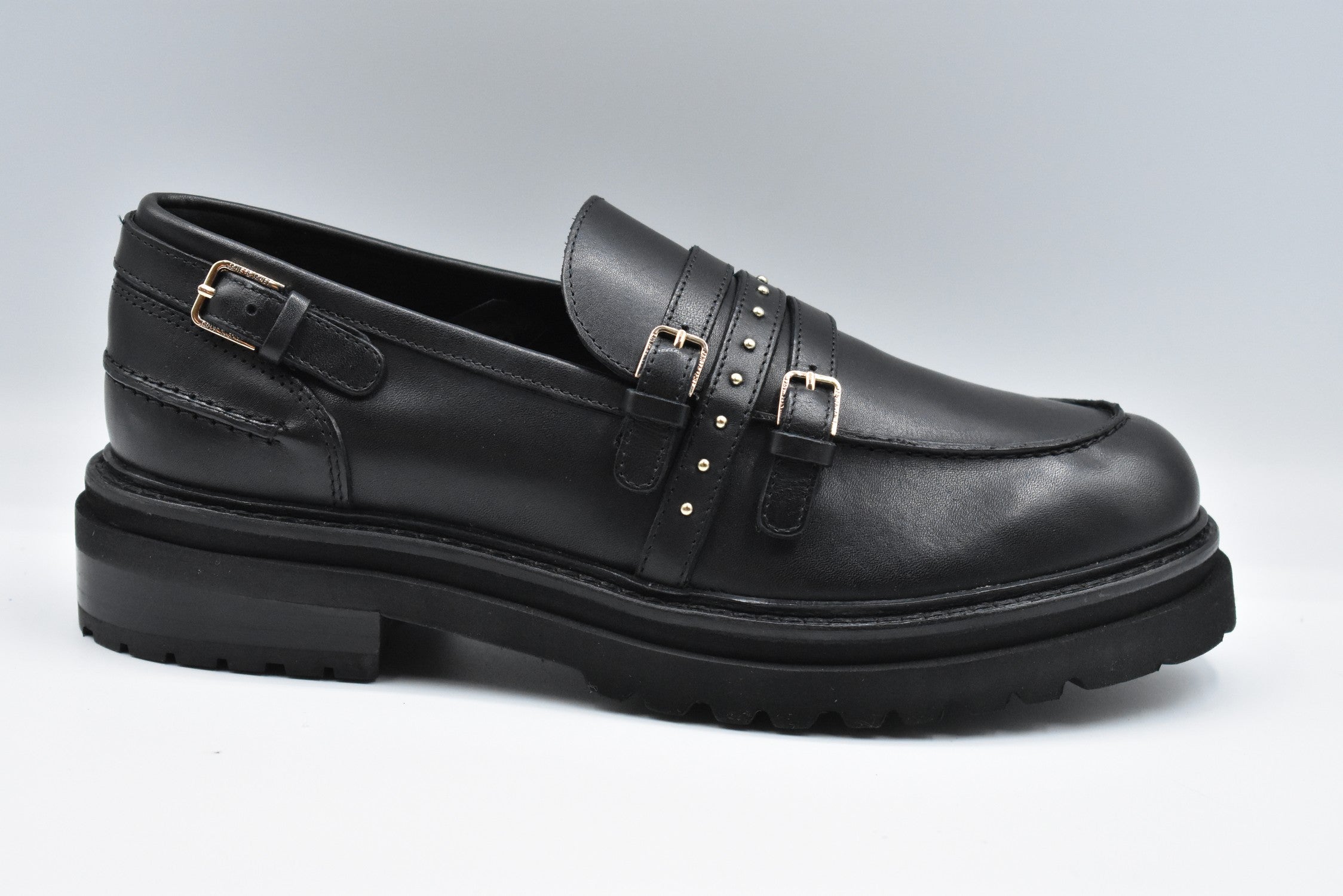 JANET & JANET Chic Low Lace Up Shoes for Women - Perfect for Fall/Winter 25