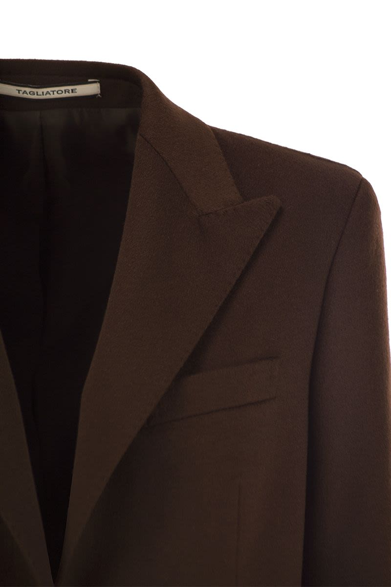 TAGLIATORE Elegant Cashmere Blazer with Tailored Fit - Two Button Design