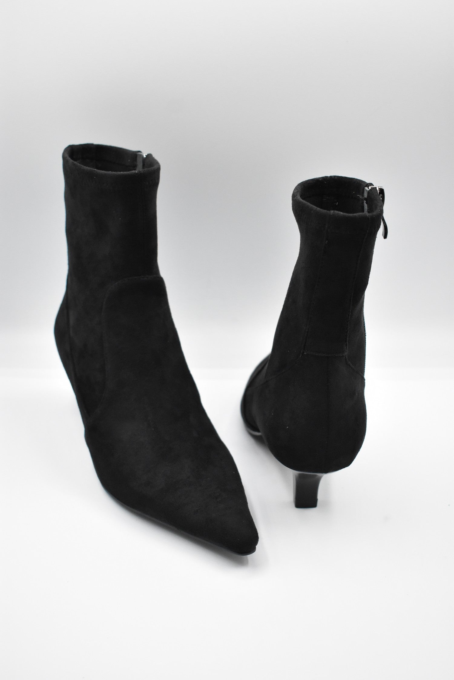 JEANNOT Sophisticated Low Laced Shoes for Women