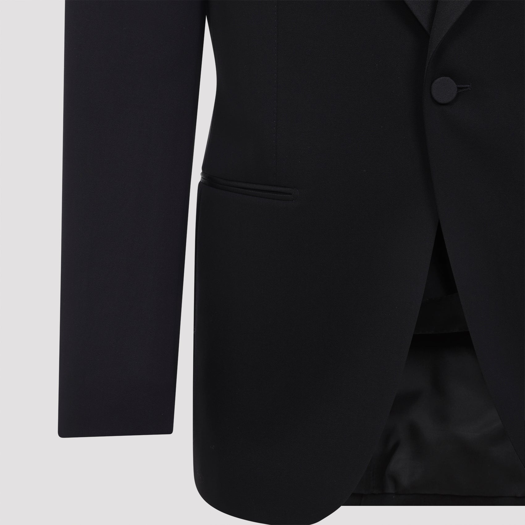 TOM FORD Tuxedo Jacket - Classic Elegance for Men's Formal Wear