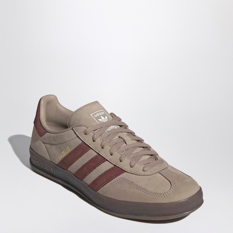 ADIDAS ORIGINALS Men's Indoor Sneaker - Rounded Toe Design