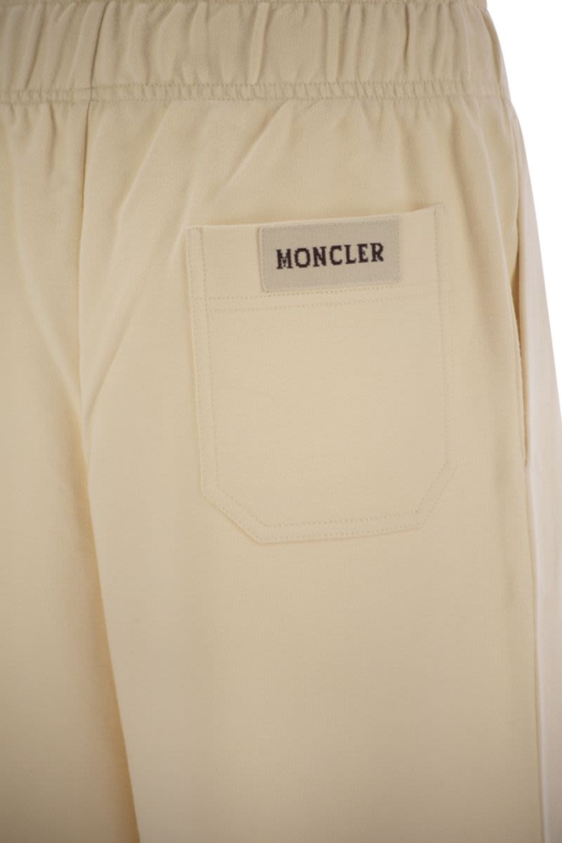 MONCLER Sophisticated Wide-Leg Cotton Sport Pants for Women