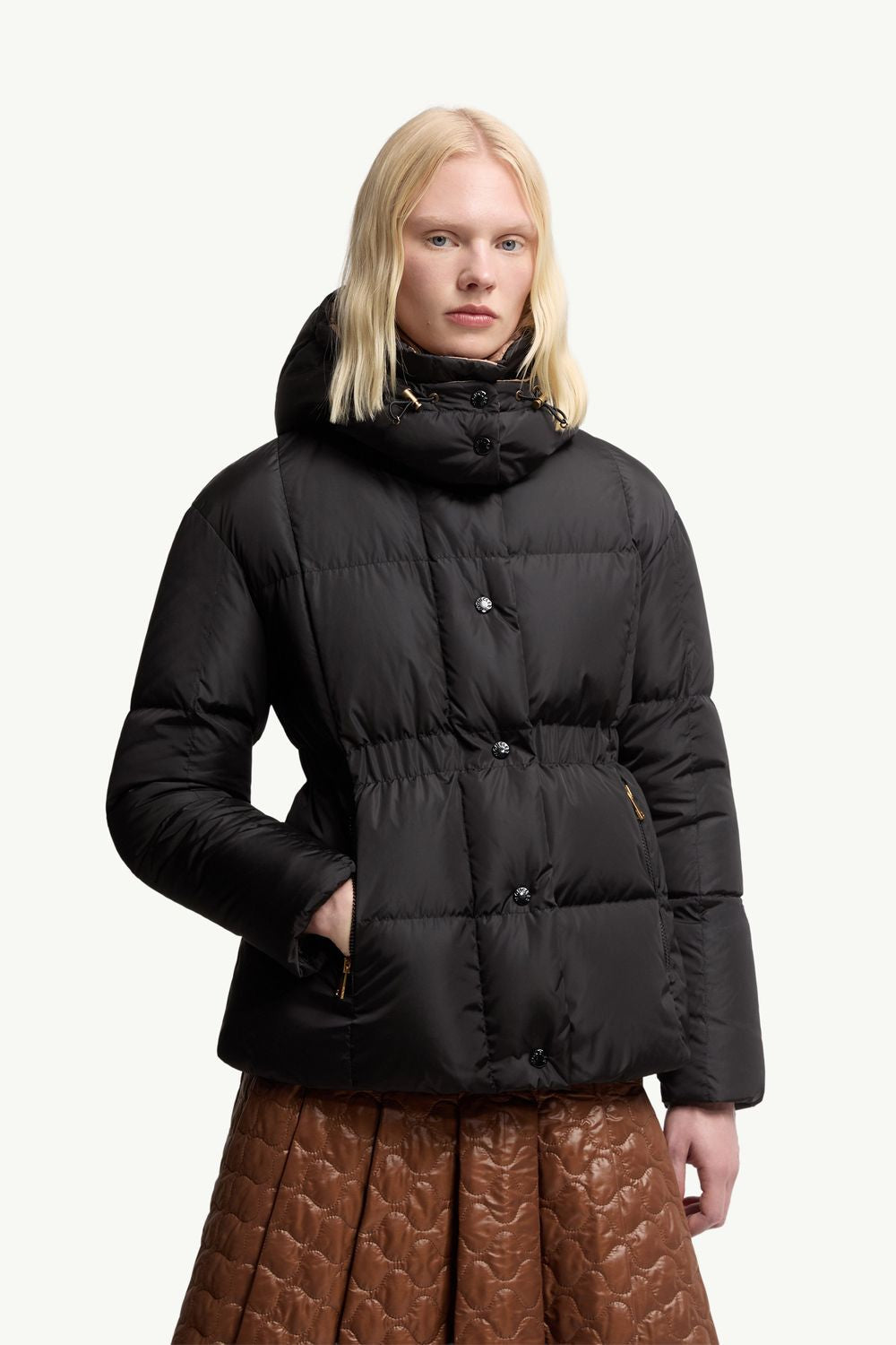 MONCLER Regulated Women's Puffer Jacket with Adjustable Hood - Size 01