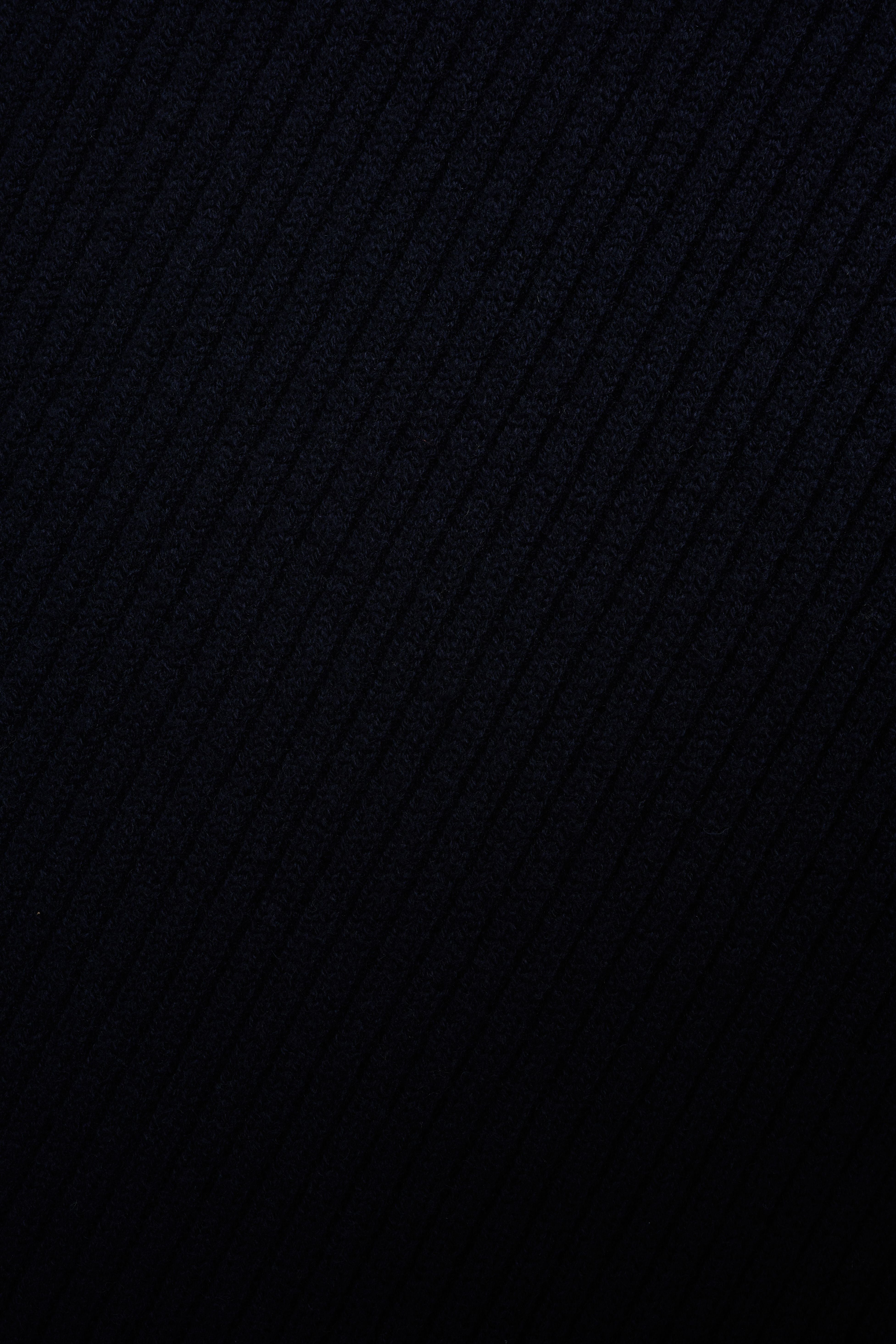 KANGRA Luxurious Ribbed Knit Scarf - 180 x 30 cm