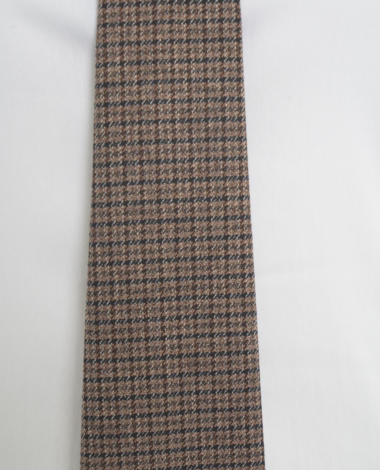 KAOS Classic Cravat Button-Down Shirt for Women