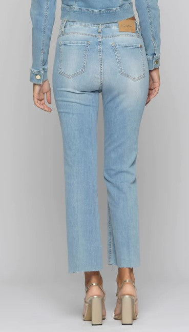 KOCCA Regular Fit Women's Jeans - Essential Spring & Summer Wardrobe Staple