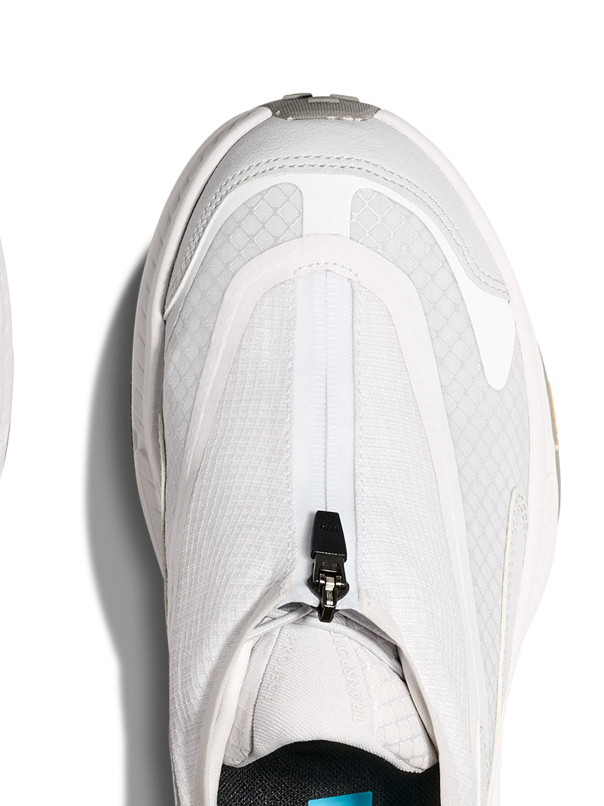 HOKA ONE ONE Elevate Your Style with the Women's Sneaker U Projeckt Transport