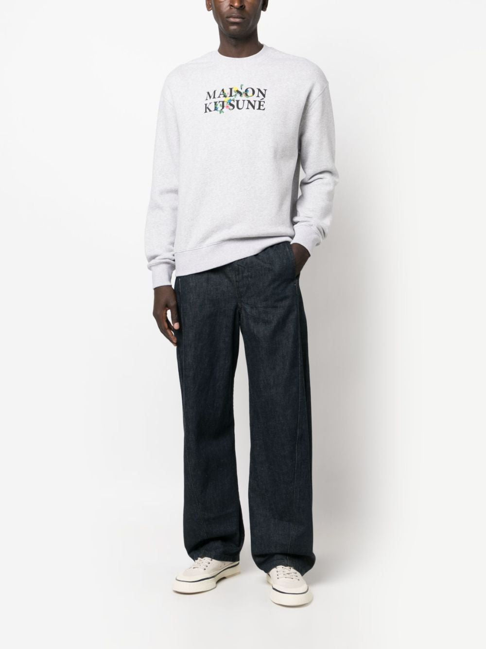 MAISON KITSUNÉ Comfort Sweatshirt with Floral Design