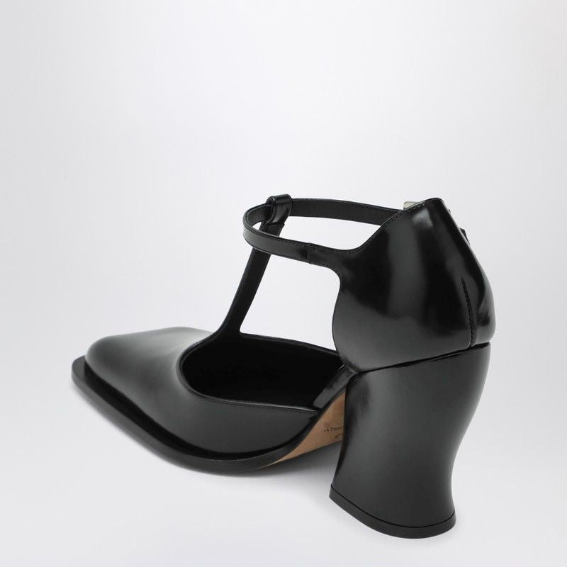 LOEWE Asymmetric Wavy Pointed Toe T-Bar Pumps