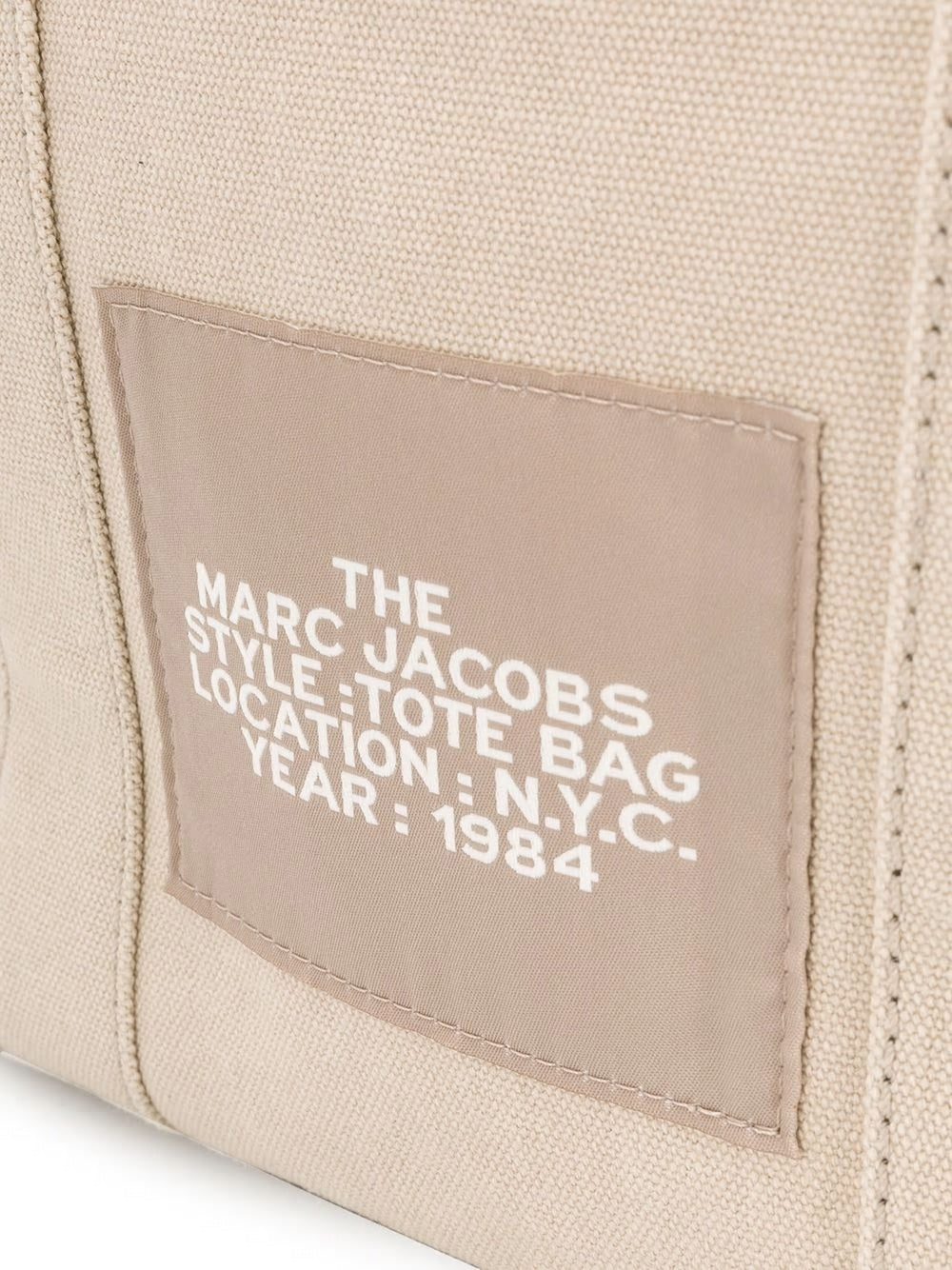 MARC JACOBS The Medium Tote Handbag