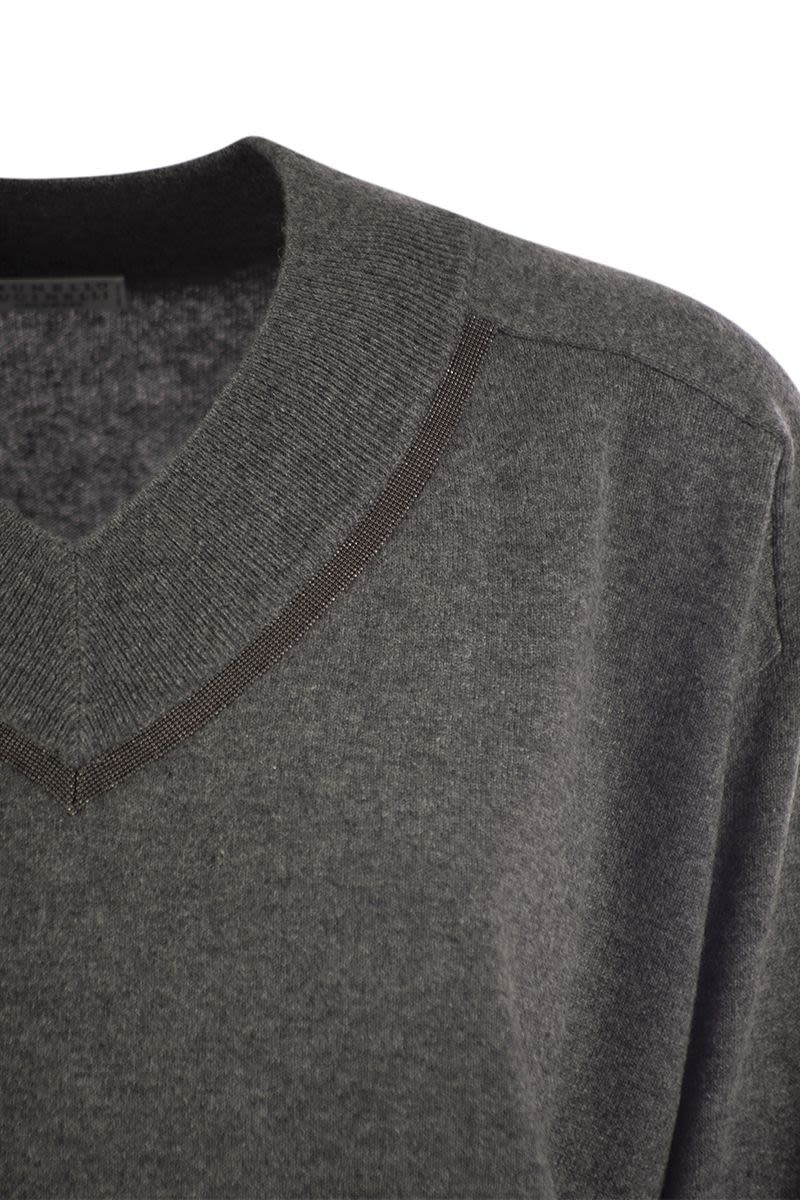 BRUNELLO CUCINELLI Cashmere Sweater with Shiny Neckline