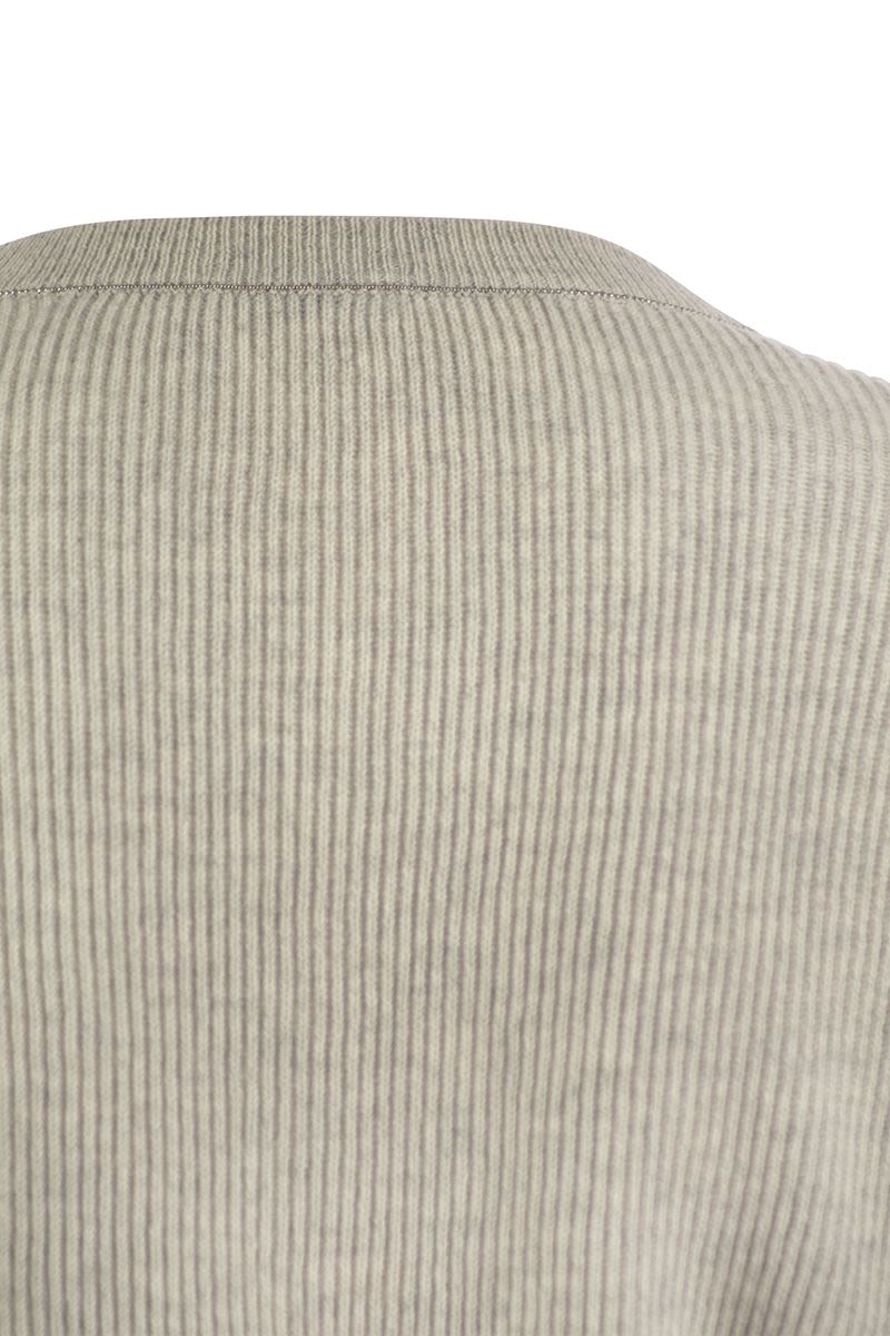 BRUNELLO CUCINELLI Timeless Cashmere Sweater with Delicate Embroidery