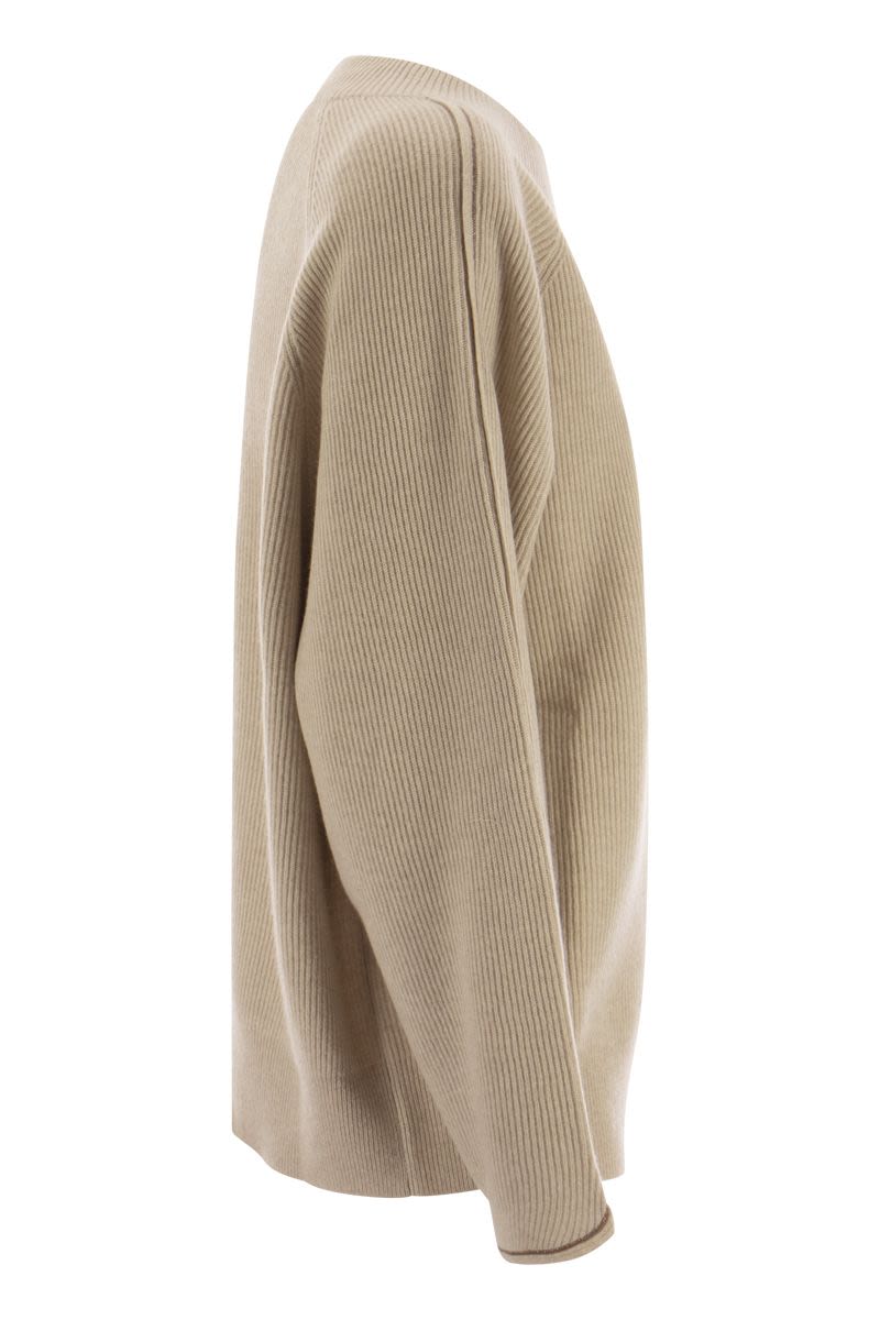 BRUNELLO CUCINELLI Cashmere Crew-Neck Sweater with Monile