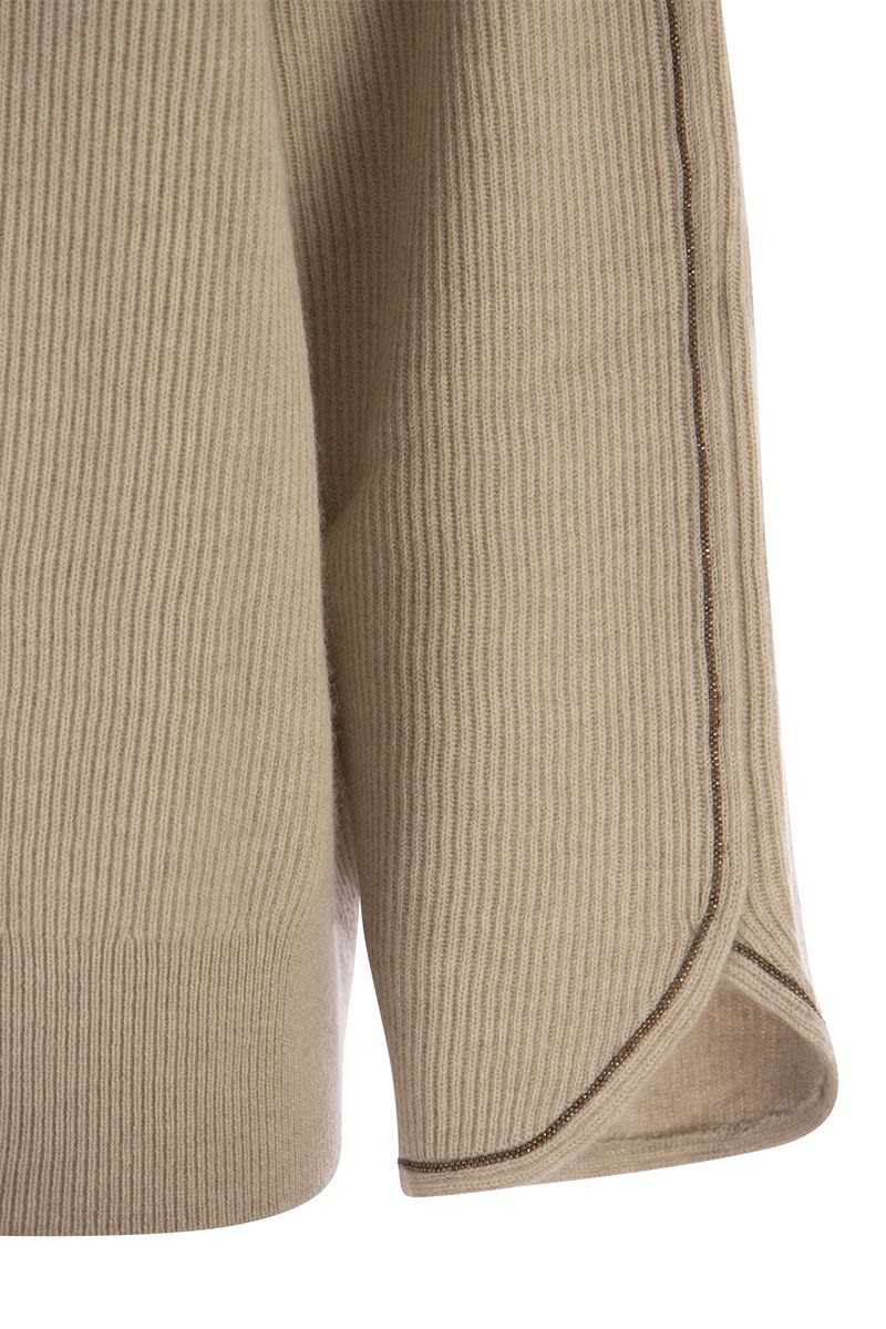 BRUNELLO CUCINELLI Cashmere Crew-Neck Sweater with Monile
