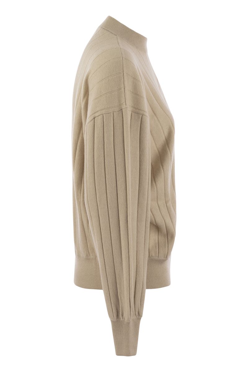 BRUNELLO CUCINELLI Cashmere V-Neck Sweater with Luminous Neckline Decoration