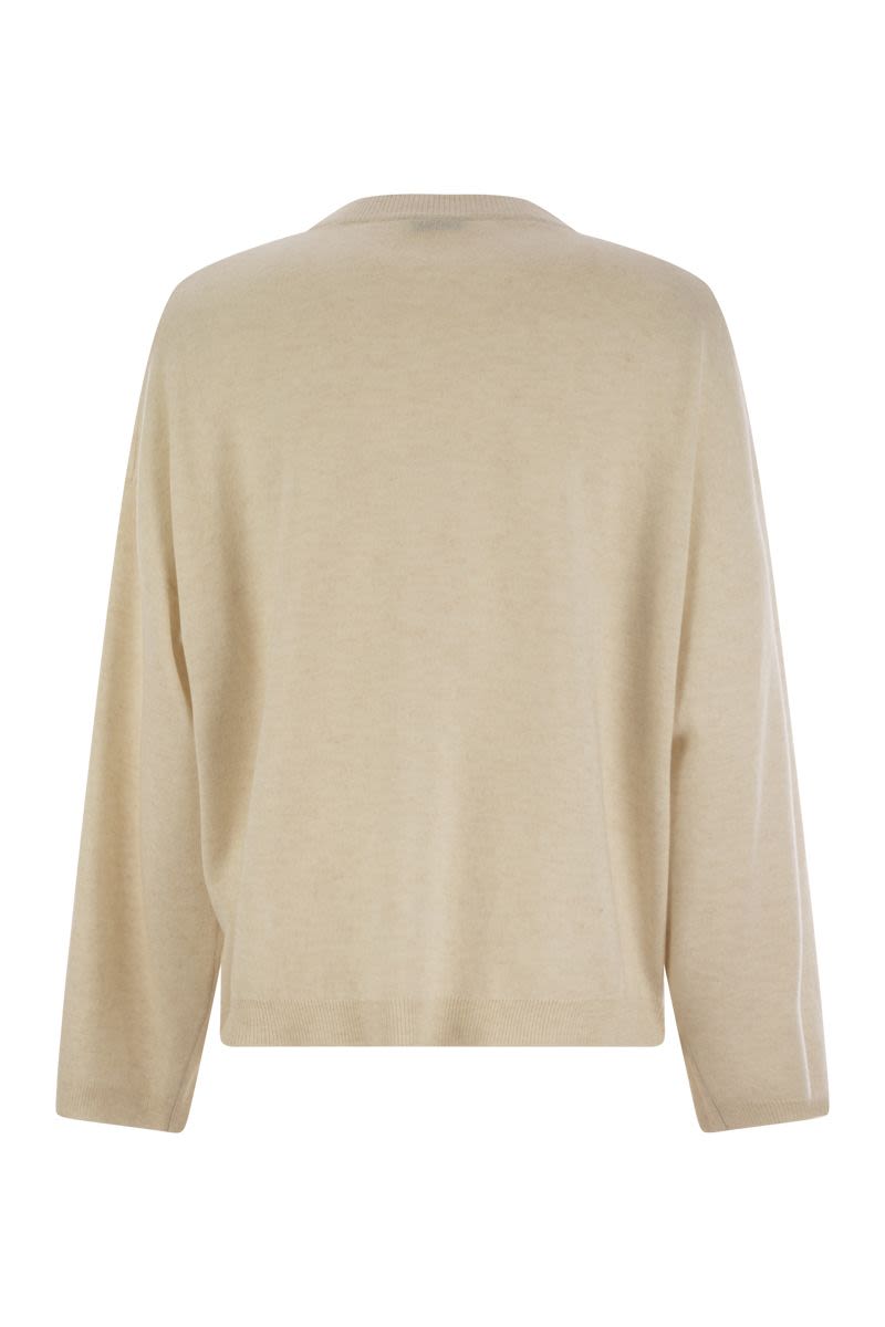 BRUNELLO CUCINELLI Crew-Neck Virgin Wool, Cashmere, and Silk Sweater with Shiny Pocket Detail