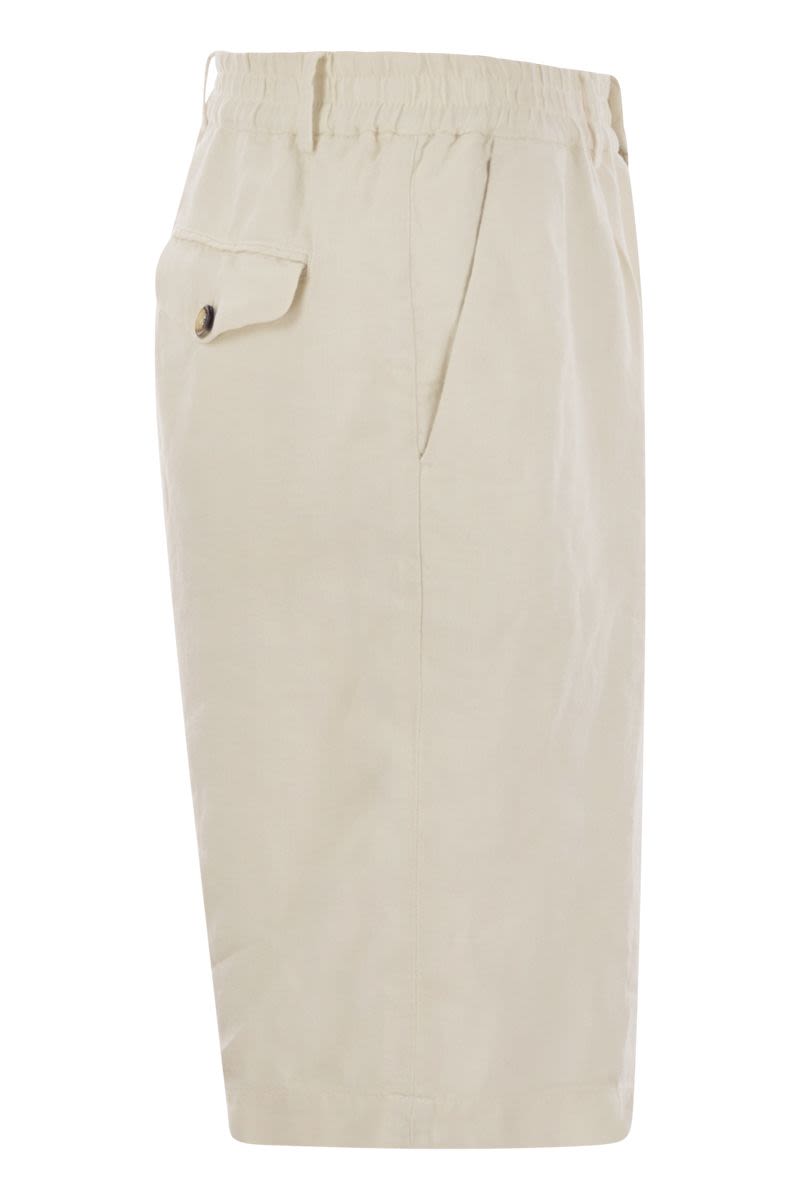 BRUNELLO CUCINELLI Classic Bermuda Shorts in Light Linen Canvas